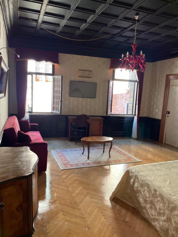 Palazzo Suite Ducale Венеція Екстер'єр фото