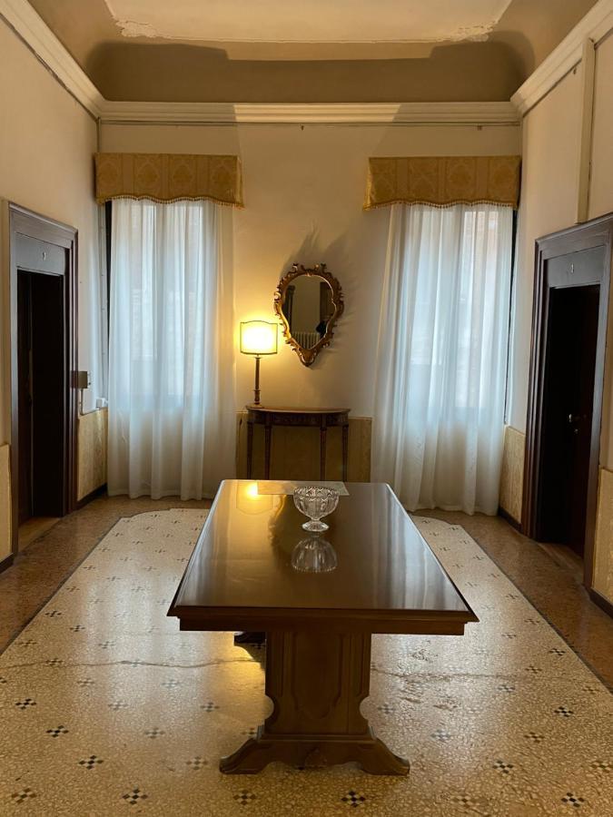 Palazzo Suite Ducale Венеція Екстер'єр фото